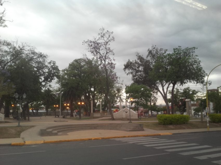 Plaza-25-de-agosto