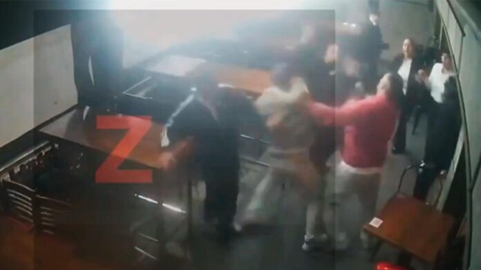 1010x567_mozas-golpeadas-525199-002559