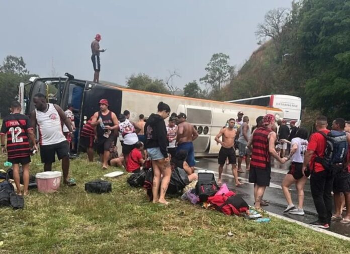 vuelco hinchas flamengo 1