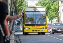 El precio del boleto de colectivo subiría a $1.200: se reúnen Gobierno y empresarios