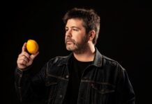 Un viernes de risa con Adrián Lakerman y un café con aroma a poesía