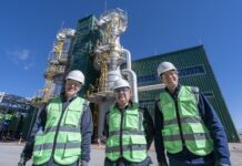 Raúl Jalil y el Embajador del Reino Unido visitaron el proyecto Fénix de Río Tinto