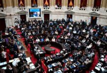 Milei convocará a los jefes de bloque para negociar el Presupuesto como paso previo a las extraordinarias