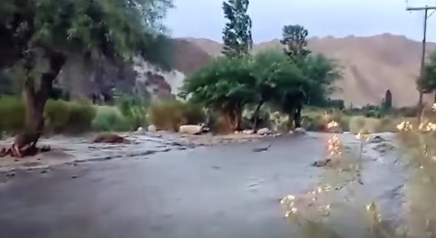 Fiambala - creciente de rios