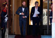 Caputo y un fuerte mensaje a los gobernadores: “La Argentina tiene que bajar impuestos”