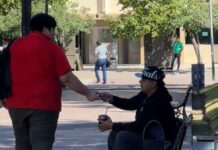 Jóvenes catamarqueños promovieron la empatía con mensajes anónimos en la vía pública