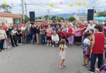 Fiesta vecinal por los 50 años del Barrio Municipal