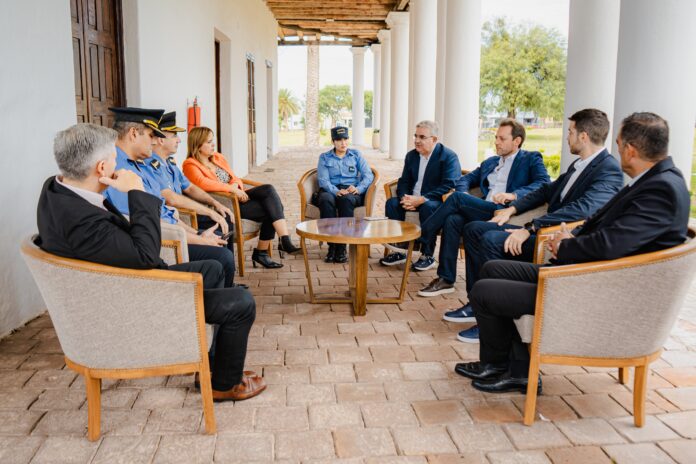 Raúl dispuso el ascenso de más de 450 efectivos de la Policía de Catamarca (1)