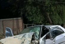 Santa María: Automovilísta grave luego de estrellarse contra un poste