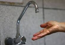 Usuarios afectados por corte de agua en la Capital