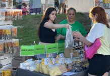 El Mercado Itinerante llega al Barrio El Jumeal con productos locales y servicios